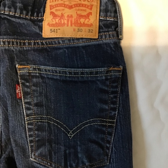 Womens Levi’s Jeans 541 - Picture 4 of 7